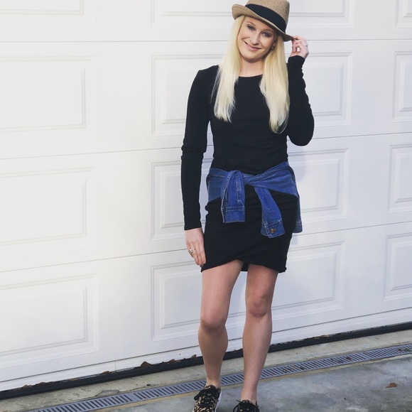 Meet your Posher, Christy - Picture 2 of 4